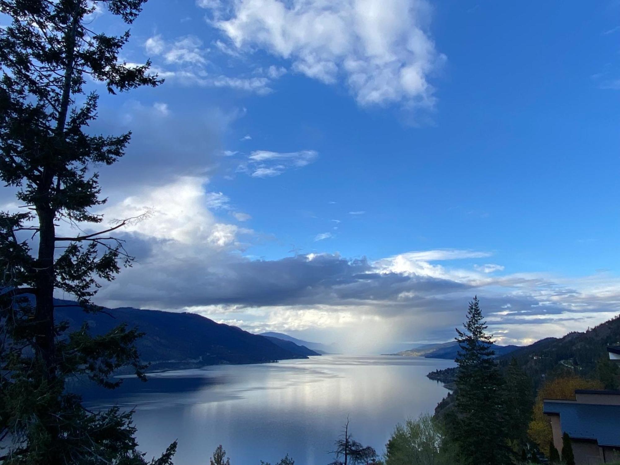 Kelowfornia Lakeview Retreat Kelowna Exteriér fotografie