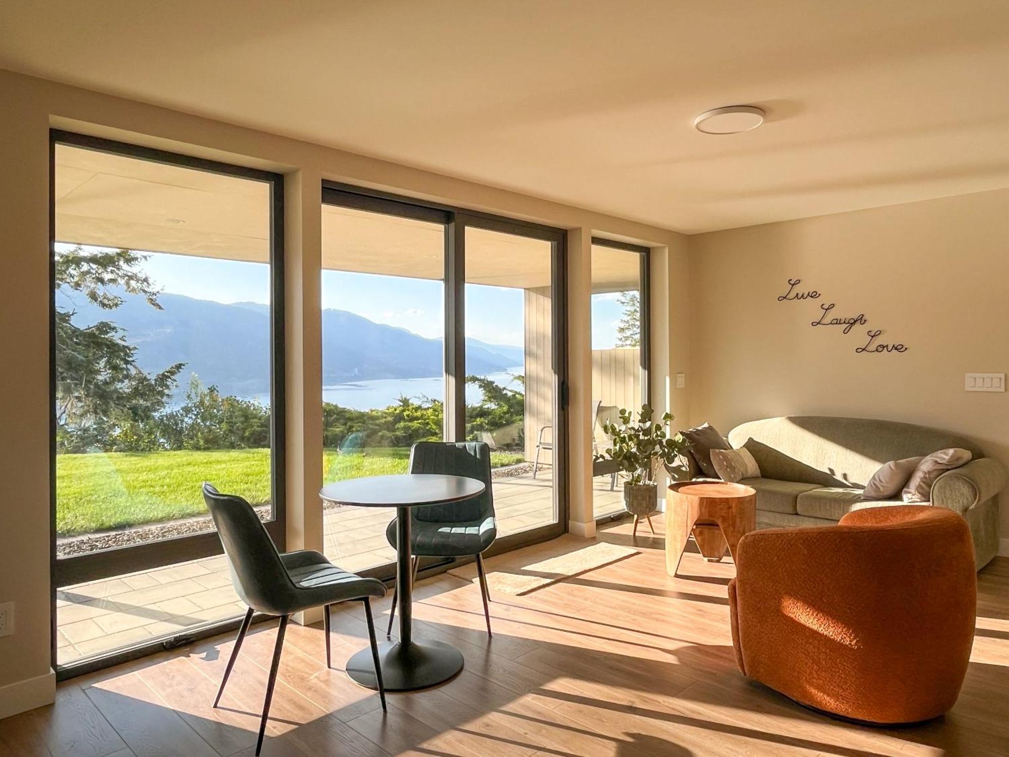 Kelowfornia Lakeview Retreat Kelowna Exteriér fotografie