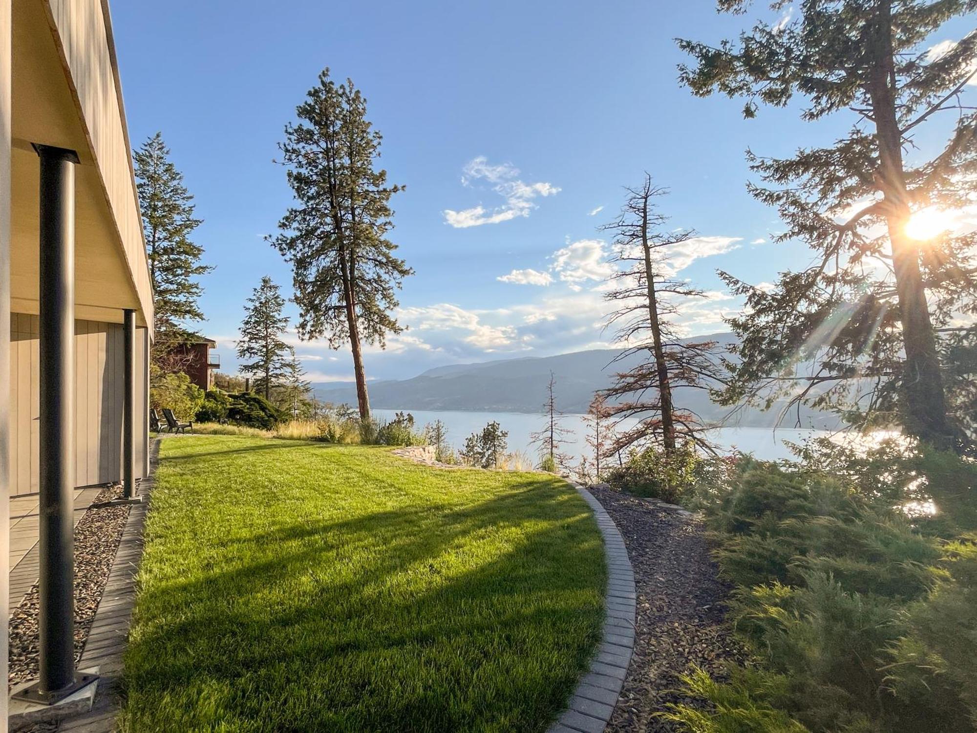 Kelowfornia Lakeview Retreat Kelowna Exteriér fotografie